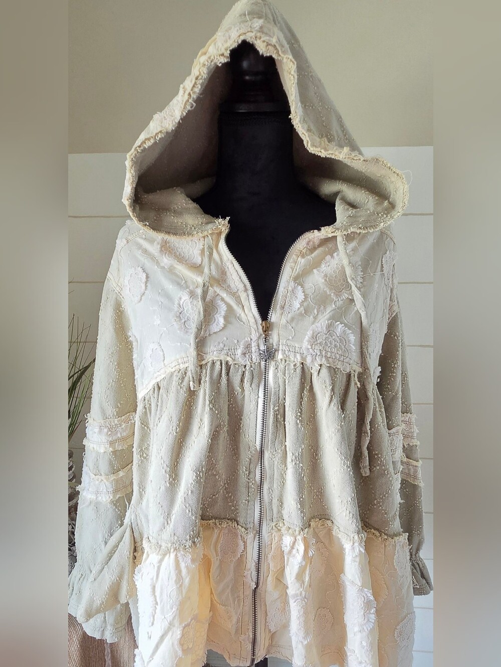 POL Cream Patchwork Lace Floral Zip Hoodie Jacket Mixed Media Boho Shacket Small